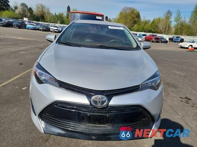 Piąte zdjęcie samochodu w środku: 2019 TOYOTA COROLLA LE VIN:2T1BURHE2KC146989 - miniatura