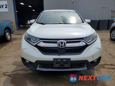 Piąte zdjęcie samochodu w środku: 2018 HONDA CR-V EX VIN:2HKRW2H54JH628911 - miniatura
