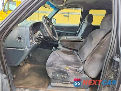 Zdjęcie 7 z 12 samochodu: 2001 GMC NEW SIERRA C1500 VIN:1GTEC19T61E185398 - miniatura