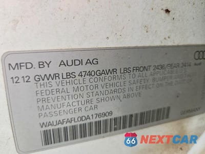 Zdjęcie 12 z 12 samochodu: 2013 AUDI A4 PREMIUM VIN:WAUAFAFL0DA176909 - miniatura