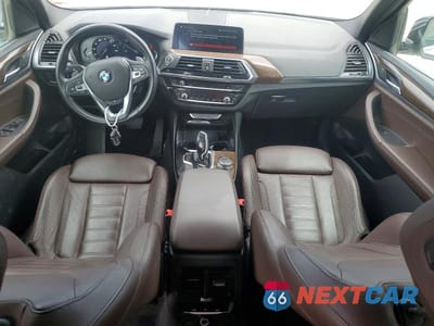Zdjęcie 8 z 13 samochodu: 2019 BMW X3 XDRIVE30I VIN:5UXTR9C59KLR04900 - miniatura