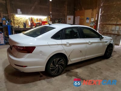 Trzecie zdjęcie samochodu z tyłu: 2019 VOLKSWAGEN JETTA SEL PREMIUM VIN:3VWG57BU9KM009883 - miniatura