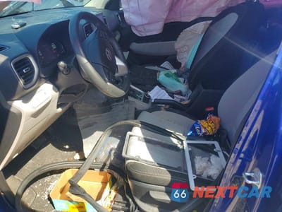 Zdjęcie 7 z 12 samochodu: 2025 HYUNDAI VENUE SEL VIN:KMHRC8A39SU369663 - miniatura