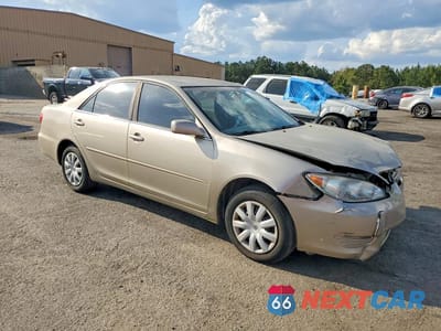 Czwarte zdjęcie samochodu z boku: 2005 TOYOTA CAMRY LE VIN:4T1BE32K95U502270 - miniatura