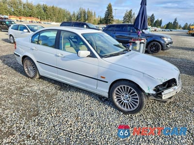 Czwarte zdjęcie samochodu z boku: 2001 BMW 330 I VIN:WBAAV53411FJ65021 - miniatura