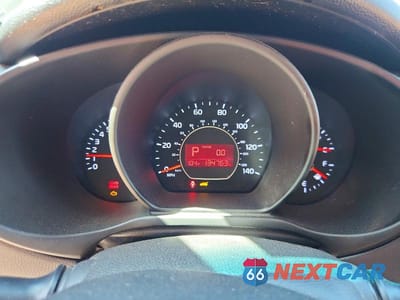 Zdjęcie 9 z 12 samochodu: 2015 KIA SOUL BASE VIN:KNDJN2A21F7231345 - miniatura