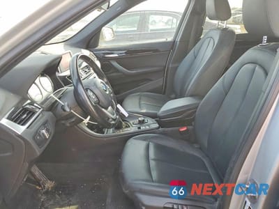 Zdjęcie 7 z 12 samochodu: 2018 BMW X1 XDRIVE28I VIN:WBXHT3C32J5L32188 - miniatura