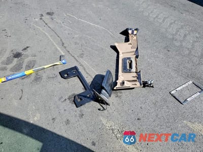 Zdjęcie 12 z 13 samochodu: 1996 GMC SIERRA C1500 VIN:2GTEC19M5T1508563 - miniatura