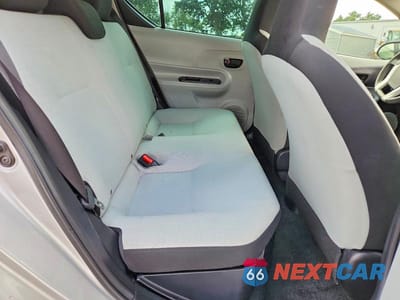 Zdjęcie 10 z 12 samochodu: 2013 TOYOTA PRIUS C ONE VIN:JTDKDTB36D1047118 - miniatura