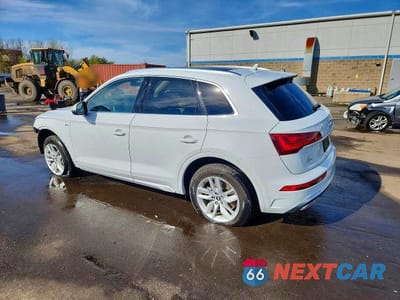 Drugie zdjęcie samochodu z przodu: 2022 AUDI Q5 PREMIUM 45 VIN:WA1GAAFY2N2002160 - miniatura