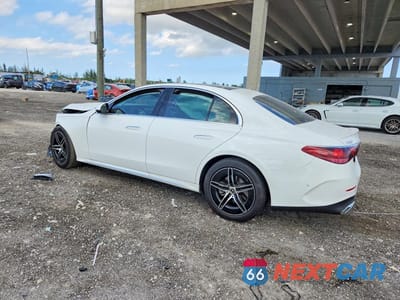 Drugie zdjęcie samochodu z przodu: 2025 MERCEDES-BENZ E 350 VIN:W1KLF4GB9SA128279 - miniatura