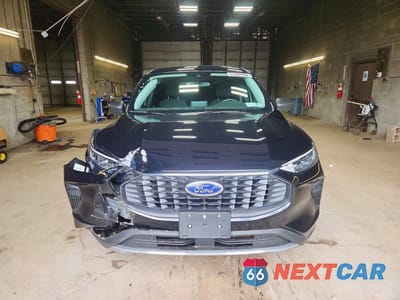 Piąte zdjęcie samochodu w środku: 2024 FORD ESCAPE ACTIVE VIN:1FMCU9GNXRUA85146 - miniatura