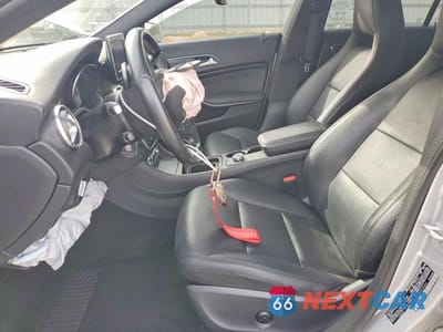 Zdjęcie 7 z 12 samochodu: 2015 MERCEDES-BENZ CLA 250 VIN:WDDSJ4EB4FN226454 - miniatura