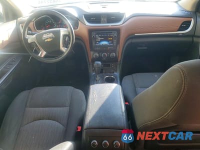 Zdjęcie 8 z 12 samochodu: 2017 CHEVROLET TRAVERSE LT VIN:1GNKRGKD6HJ327717 - miniatura