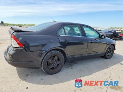 Trzecie zdjęcie samochodu z tyłu: 2010 FORD FUSION SE VIN:3FAHP0HA4AR133735 - miniatura