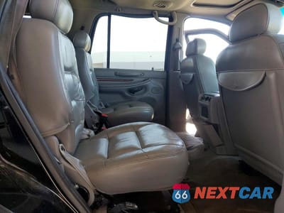 Zdjęcie 10 z 12 samochodu: 2002 LINCOLN NAVIGATOR VIN:5LMFU28R71LJ22036 - miniatura