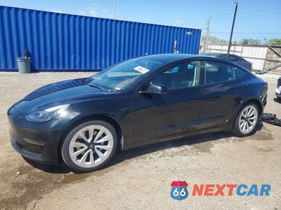 2022 TESLA MODEL 3 5YJ3E1EA2NF372079 - główne zdjęcie licytacji z USA - miniatura