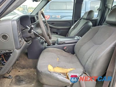 Zdjęcie 7 z 12 samochodu: 2004 CHEVROLET SILVERADO C1500 VIN:1GCEC19X54Z338188 - miniatura