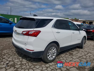 Trzecie zdjęcie samochodu z tyłu: 2021 CHEVROLET EQUINOX LT VIN:3GNAXKEV5MS167914 - miniatura