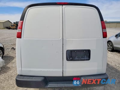 Zdjęcie 6 z 14 samochodu: 2017 CHEV EXPRESS G2500 VIN:1GCWGAF13H1215888 - miniatura
