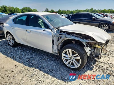 Czwarte zdjęcie samochodu z boku: 2022 LEXUS IS 300 BASE VIN:JTHAA1D25N5120968 - miniatura