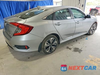Trzecie zdjęcie samochodu z tyłu: 2017 HONDA CIVIC EXL VIN:19XFC1F72HE209528 - miniatura