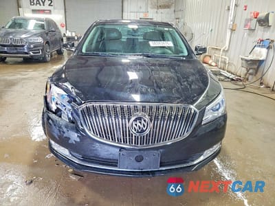 Piąte zdjęcie samochodu w środku: 2016 BUICK LACROSSE VIN:1G4GB5G31GF118647 - miniatura