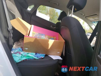Zdjęcie 10 z 12 samochodu: 2023 HYUNDAI KONA SE VIN:KM8K23AG9PU187480 - miniatura