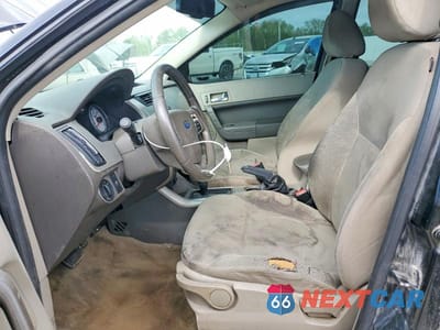 Zdjęcie 7 z 13 samochodu: 2010 FORD FOCUS SES VIN:1FAHP3GN8AW192130 - miniatura