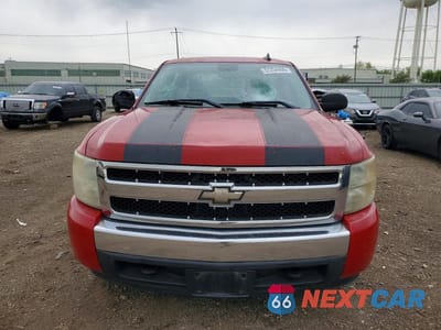 Piąte zdjęcie samochodu w środku: 2008 CHEVROLET SILVERADO K1500 VIN:2GCEK13J781286245 - miniatura