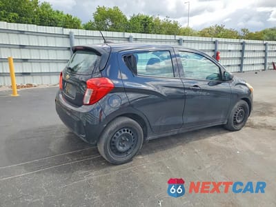 Trzecie zdjęcie samochodu z tyłu: 2016 CHEVROLET SPARK LS VIN:KL8CB6SAXGC632439 - miniatura