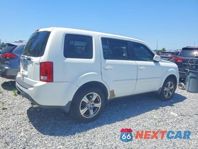 Trzecie zdjęcie samochodu z tyłu: 2013 HONDA PILOT EX VIN:5FNYF3H40DB016457 - miniatura