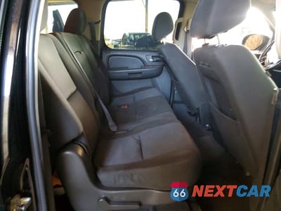 Zdjęcie 10 z 12 samochodu: 2011 CHEVROLET SUBURBAN C1500 LS VIN:1GNSCHE09BR123101 - miniatura