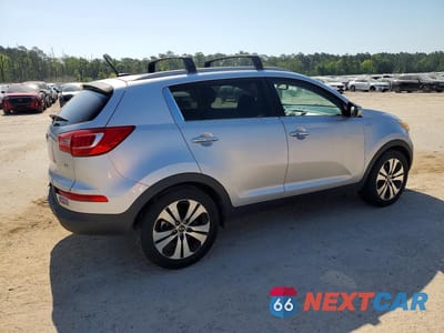 Trzecie zdjęcie samochodu z tyłu: 2013 KIA SPORTAGE VIN:KNDPCCA21D7377442 - miniatura