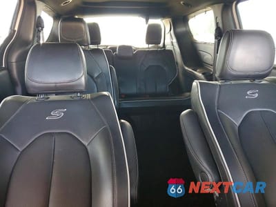 Zdjęcie 10 z 13 samochodu: 2025 CHRYSLER PACIFICA LIMITED VIN:2C4RC1GG3SR564936 - miniatura