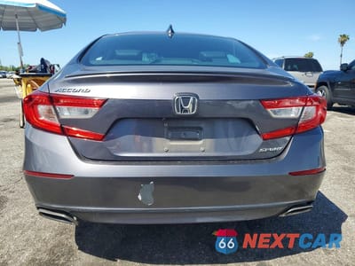Zdjęcie 6 z 12 samochodu: 2018 HONDA ACCORD SPORT VIN:1HGCV1F32JA234899 - miniatura