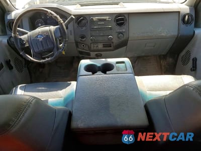 Zdjęcie 8 z 12 samochodu: 2013 FORD F350 SUPER DUTY VIN:1FT8X3B68DEA70906 - miniatura