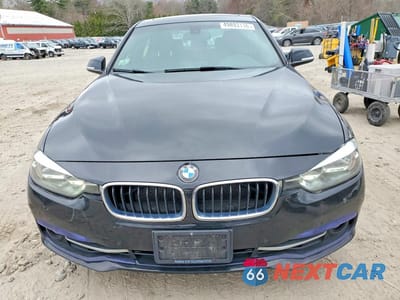 Piąte zdjęcie samochodu w środku: 2017 BMW 330 XI VIN:WBA8D9C3XHA011835 - miniatura