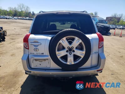 Zdjęcie 6 z 12 samochodu: 2006 TOYOTA RAV4 SPORT VIN:JTMBK32V766000077 - miniatura