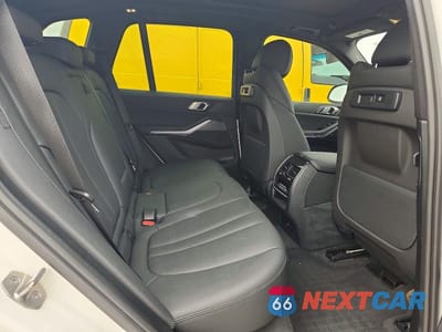Zdjęcie 11 z 13 samochodu: 2022 BMW X5 XDRIVE45E VIN:5UXTA6C06N9M75033 - miniatura