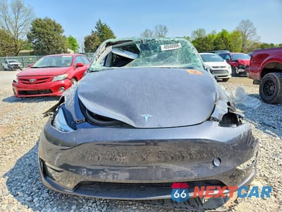 Piąte zdjęcie samochodu w środku: 2021 TESLA MODEL Y VIN:5YJYGDEE9MF077368 - miniatura