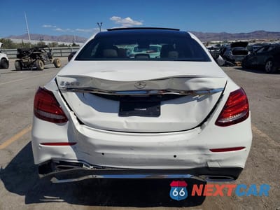 Zdjęcie 6 z 12 samochodu: 2019 MERCEDES-BENZ E 300 VIN:WDDZF4JB6KA563909 - miniatura