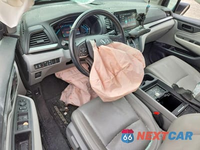 Zdjęcie 8 z 13 samochodu: 2021 HONDA ODYSSEY EXL VIN:5FNRL6H75MB029214 - miniatura