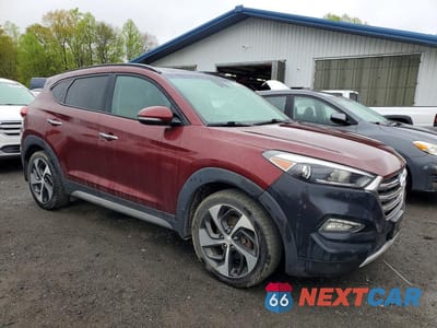 Czwarte zdjęcie samochodu z boku: 2017 HYUNDAI TUCSON LIMITED VIN:KM8J3CA23HU293065 - miniatura