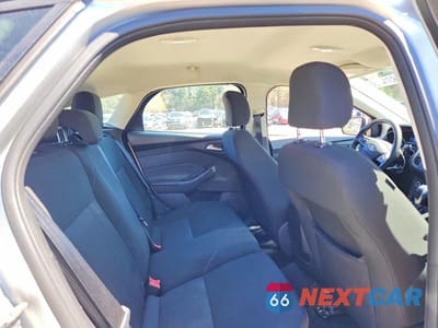 Zdjęcie 10 z 11 samochodu: 2015 FORD FOCUS SE VIN:1FADP3K29FL315759 - miniatura