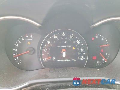Zdjęcie 9 z 14 samochodu: 2014 KIA SORENTO VIN:5XYKWDA75EG465501 - miniatura