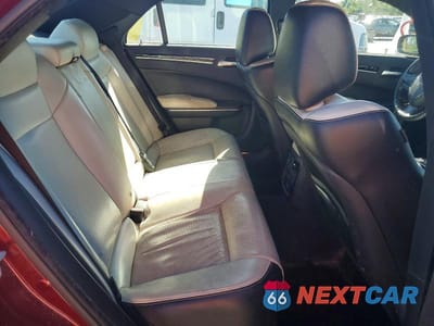 Zdjęcie 10 z 12 samochodu: 2018 CHRYSLER 300 S VIN:2C3CCAGG7JH181631 - miniatura