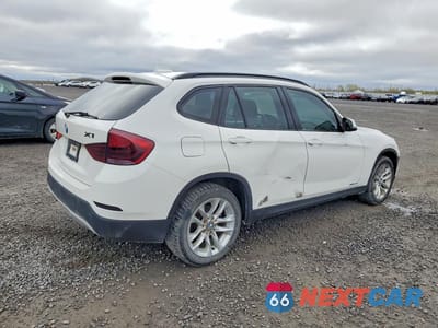 Trzecie zdjęcie samochodu z tyłu: 2015 BMW X1 XDRIVE28I VIN:WBAVL1C55FVY41167 - miniatura