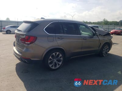Trzecie zdjęcie samochodu z tyłu: 2018 BMW X5 SDRIVE35I VIN:5UXKR2C53J0Z16527 - miniatura