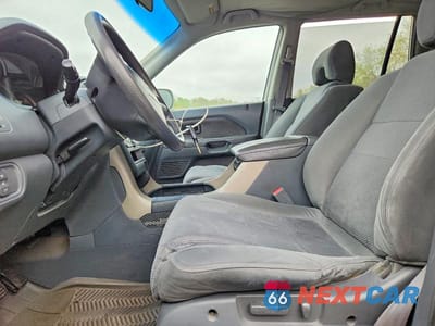 Zdjęcie 7 z 13 samochodu: 2008 HONDA PILOT EX VIN:5FNYF18408B006165 - miniatura